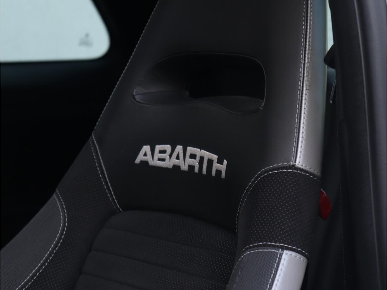 Abarth 500 595 1.4 T-Jet 180 PK Competizione | Sabelt | Pano | Beats | Monz