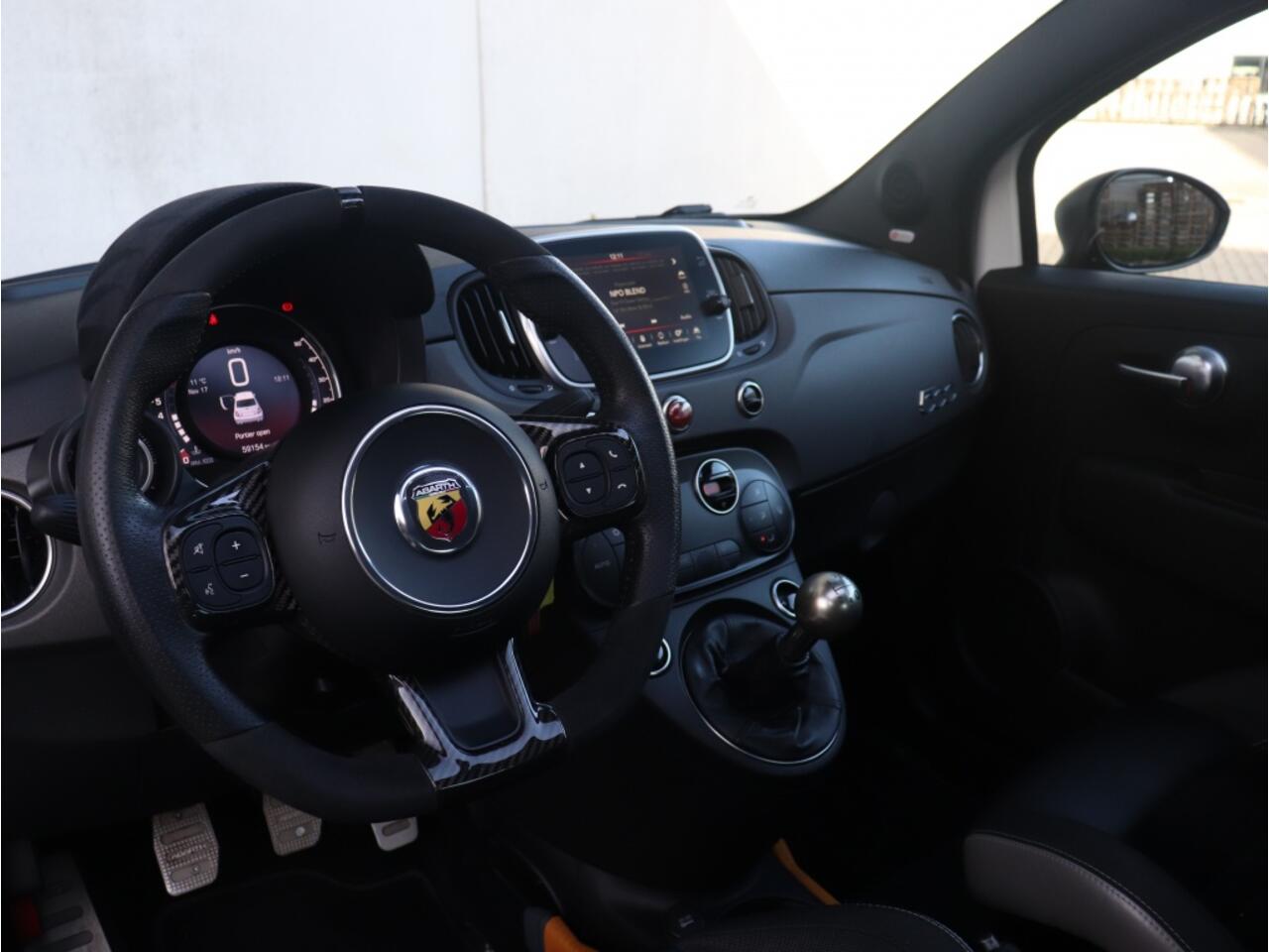 Abarth 500 595 1.4 T-Jet 180 PK Competizione | Sabelt | Pano | Beats | Monz