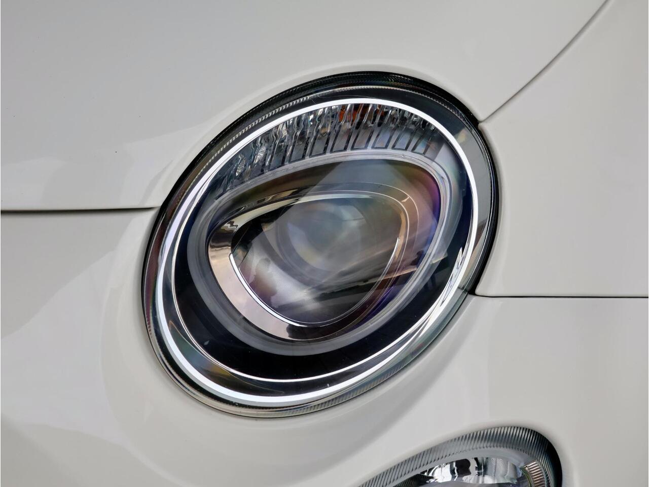 Abarth 595 1.4 T-Jet Turismo 70th Anniversary | Automaat | Schakelflippers | Sabelt stoelen | Pano-dak |