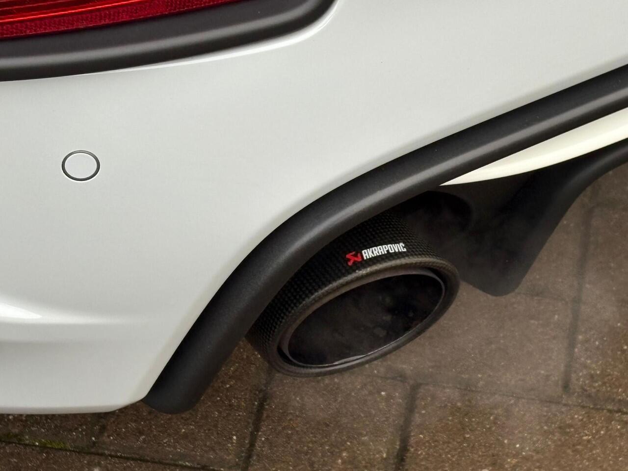 Abarth 595 1.4 T-Jet Esseesse