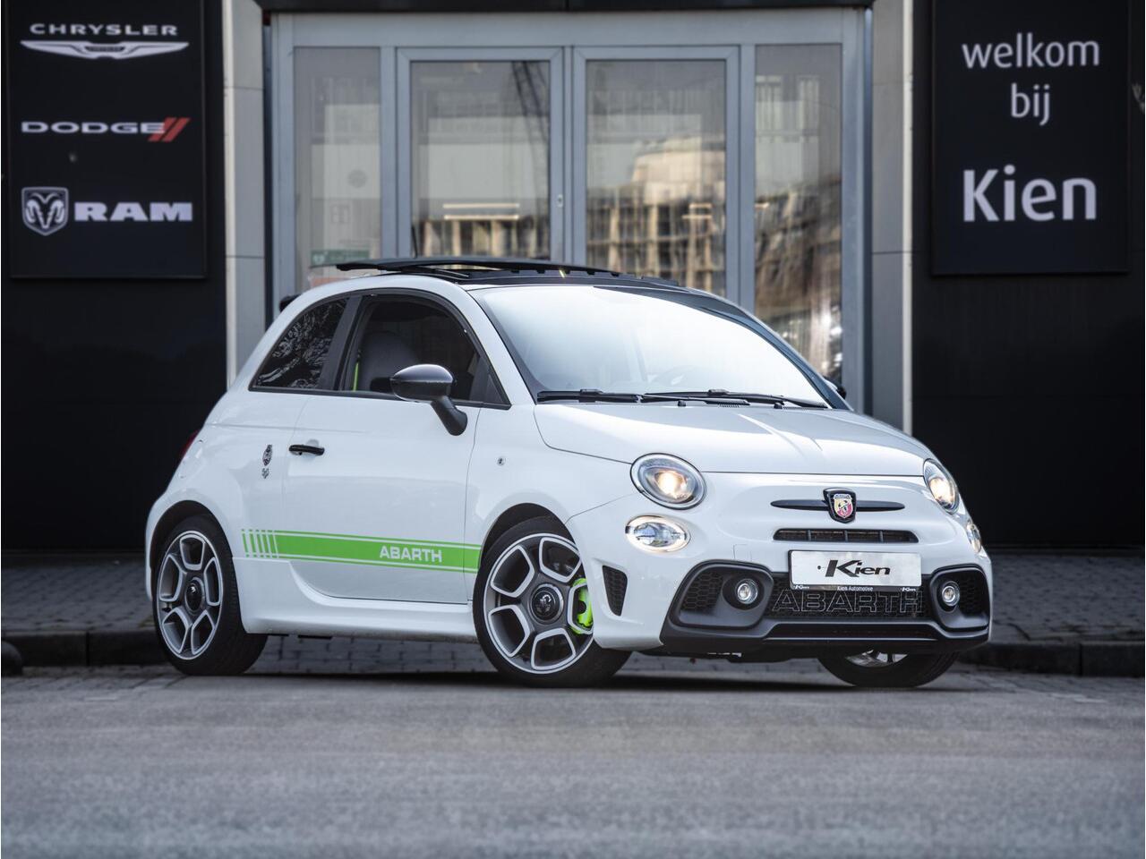 Abarth 595 1.4 T-Jet Turismo 70th Anniversary | Automaat | Schakelflippers | Sabelt stoelen | Pano-dak |