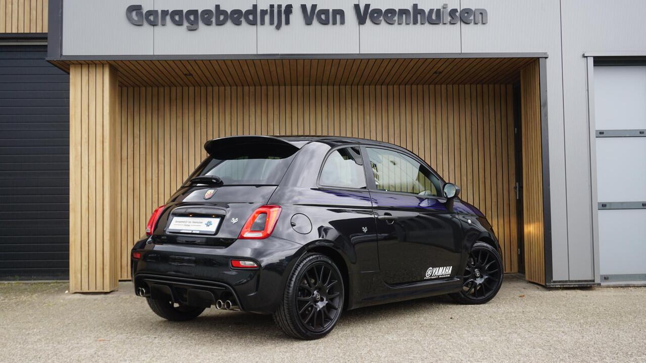 Abarth 595 1.4 T-Jet 165pk Monster Energy Yamaha *Gelimiteerde oplage One off 2000* Virtual Cockpit Record Monza uitlaat 17inch LM 68278km!