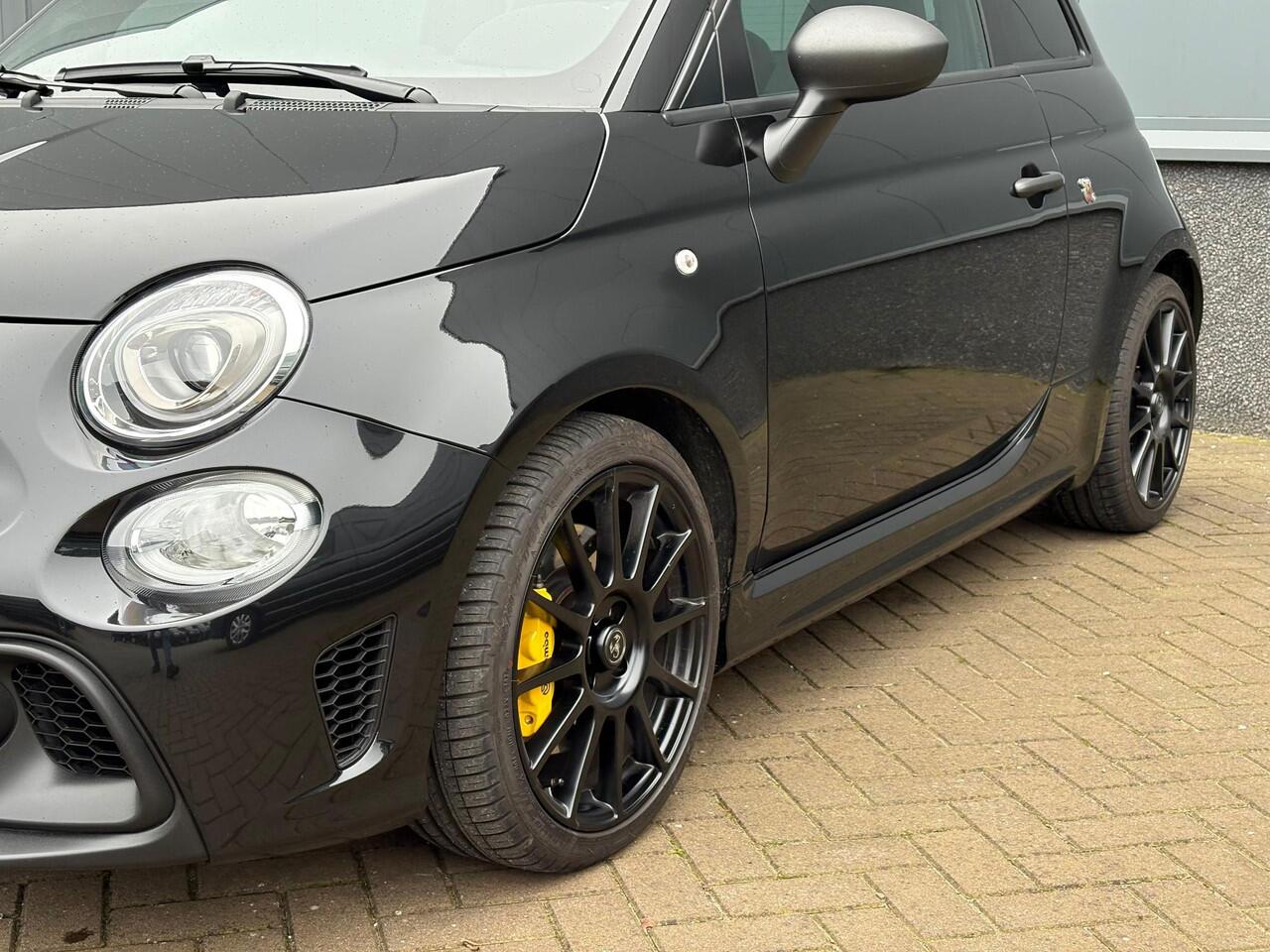Abarth 595 1.4 T-Jet Competizione