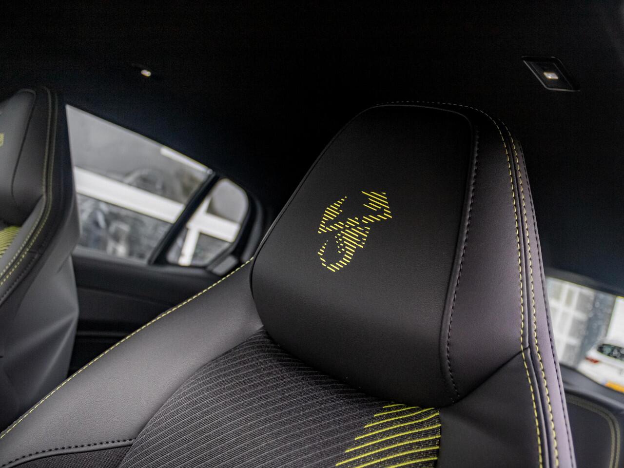 Abarth 600e Turismo 54 kWh | Uit voorraad leverbaar | 18% Bijtelling