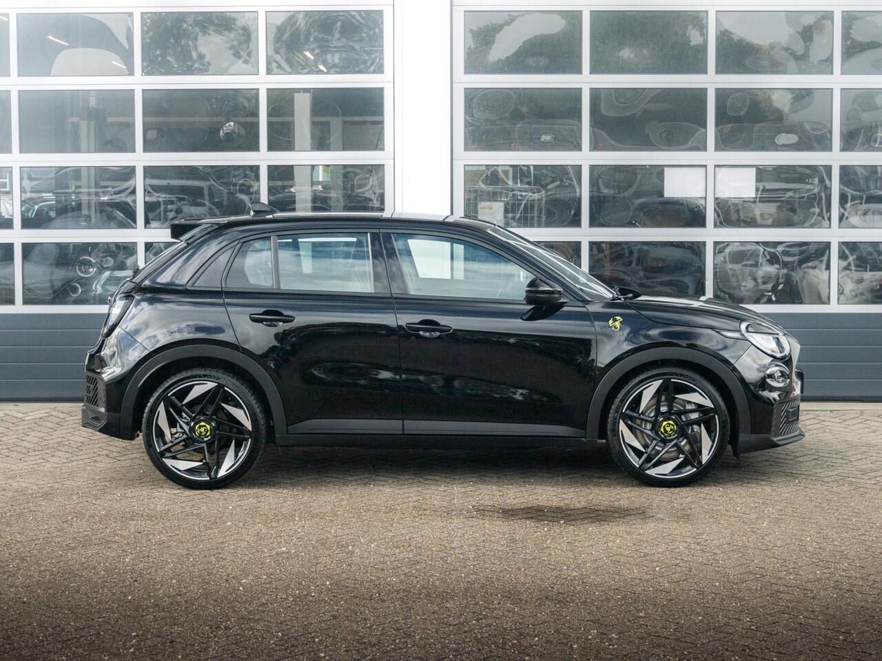 Abarth 600e Turismo 54 kWh | Uit voorraad leverbaar | 18% Bijtelling