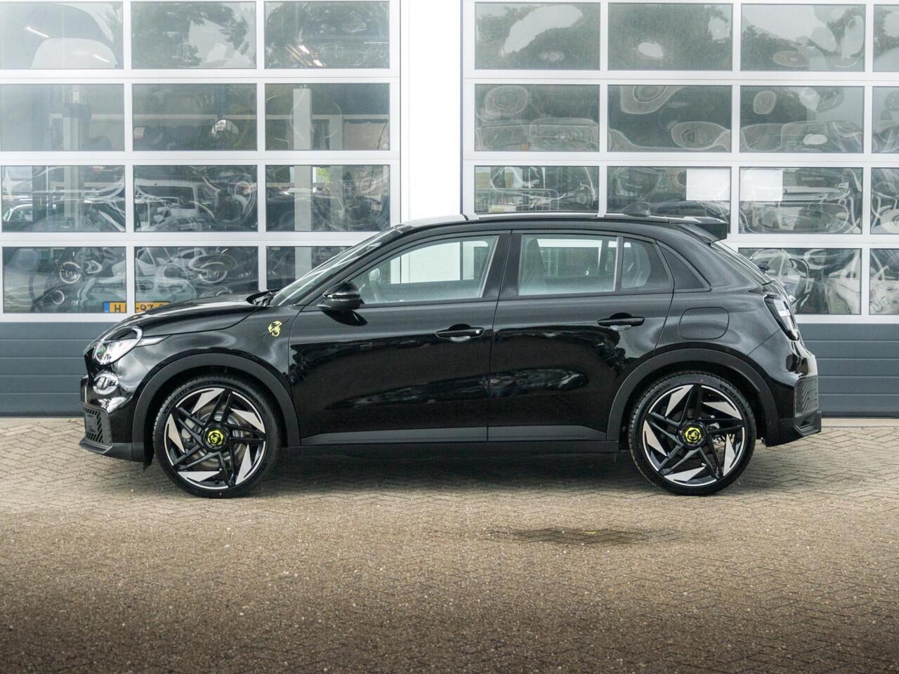 Abarth 600e Turismo 54 kWh | Uit voorraad leverbaar | 18% Bijtelling