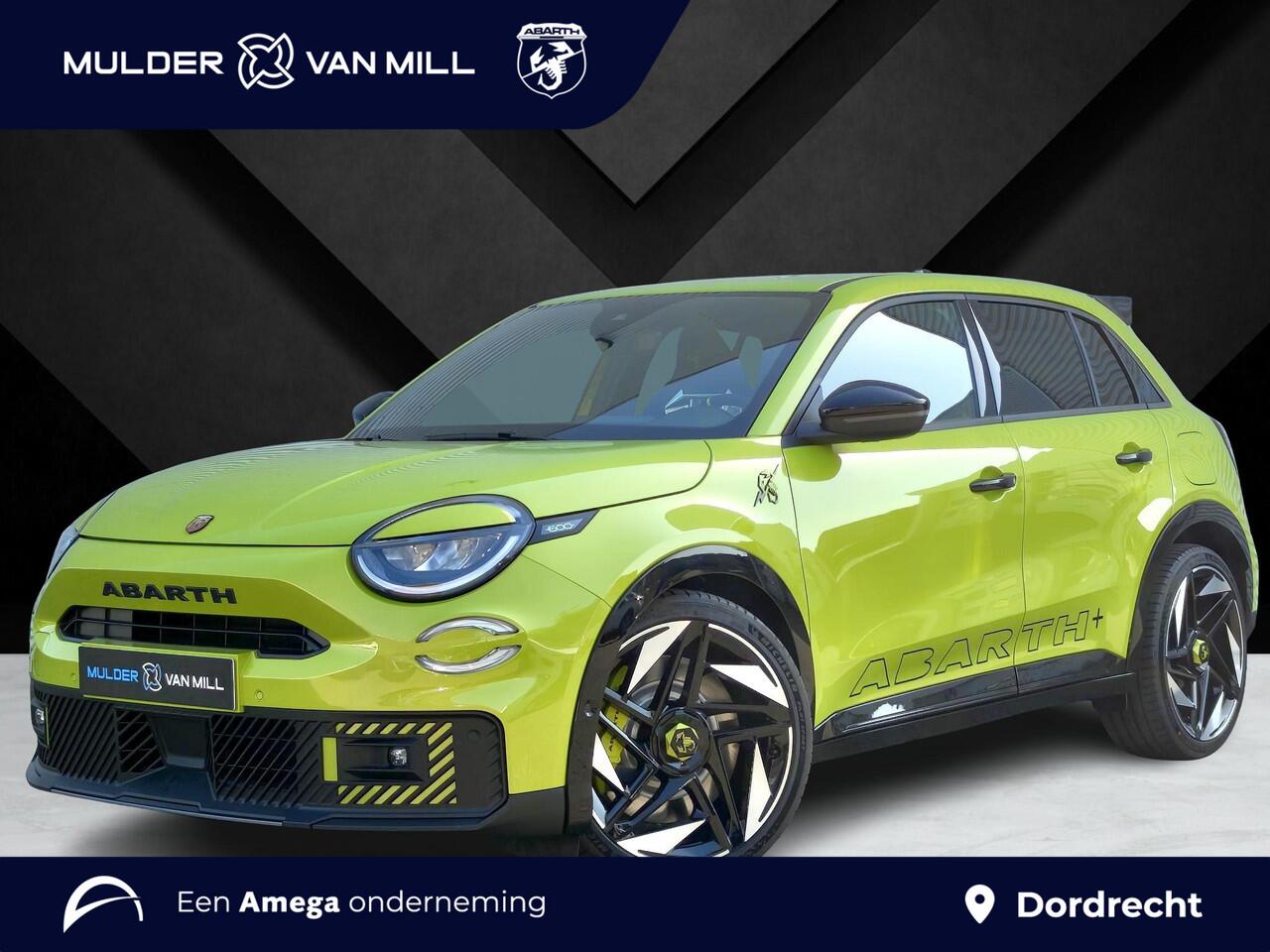 Abarth 600e Scorpionissima 54kWh 280pk | SABELT SPORTSTOELEN | ADAPTIVE CRUISE | 20" LMV | APPLE CARPLAY / ANDROID AUTO |