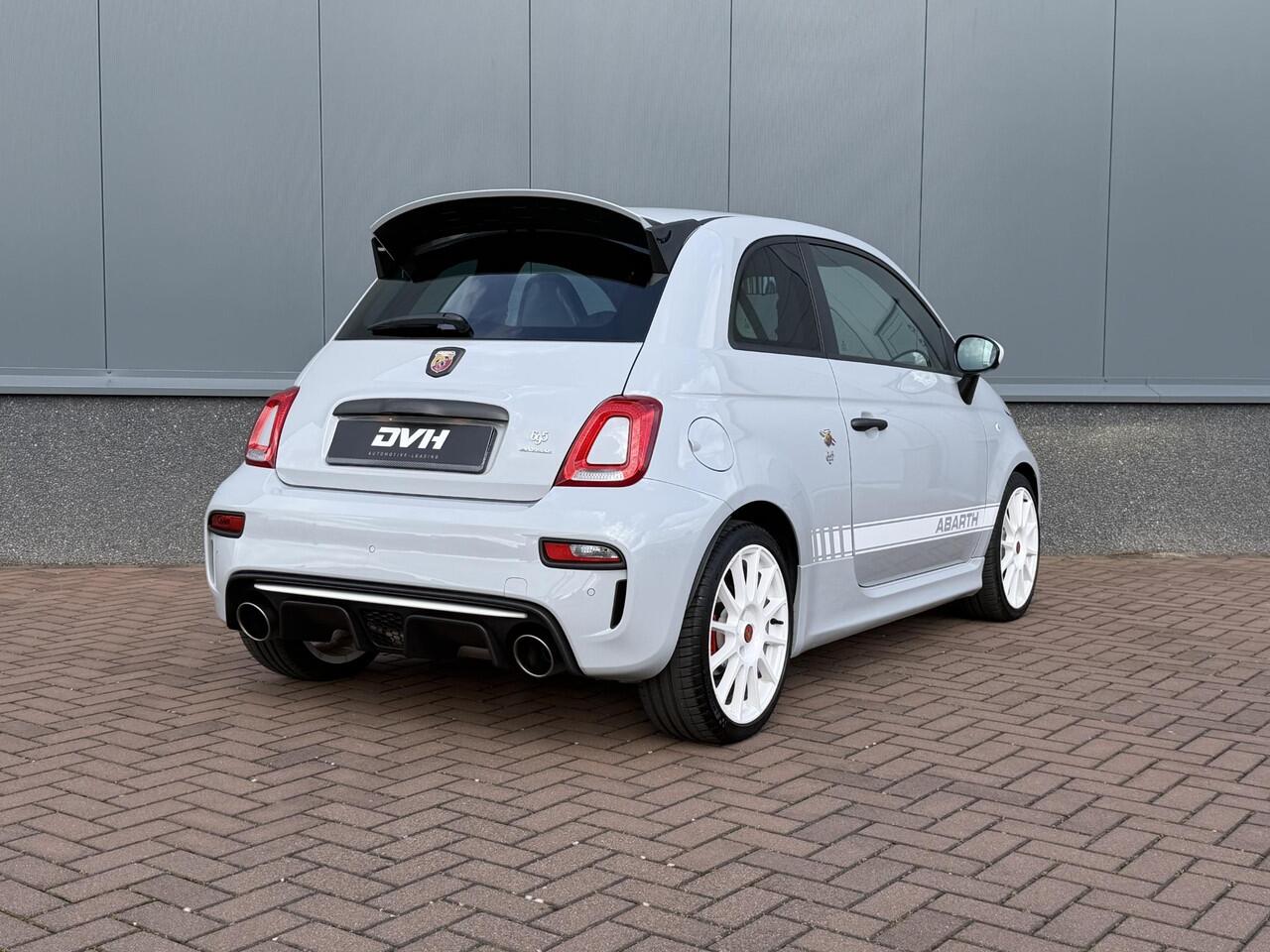 Abarth 695 1.4 T-Jet Esseesse PANO | BEATS | AKRA