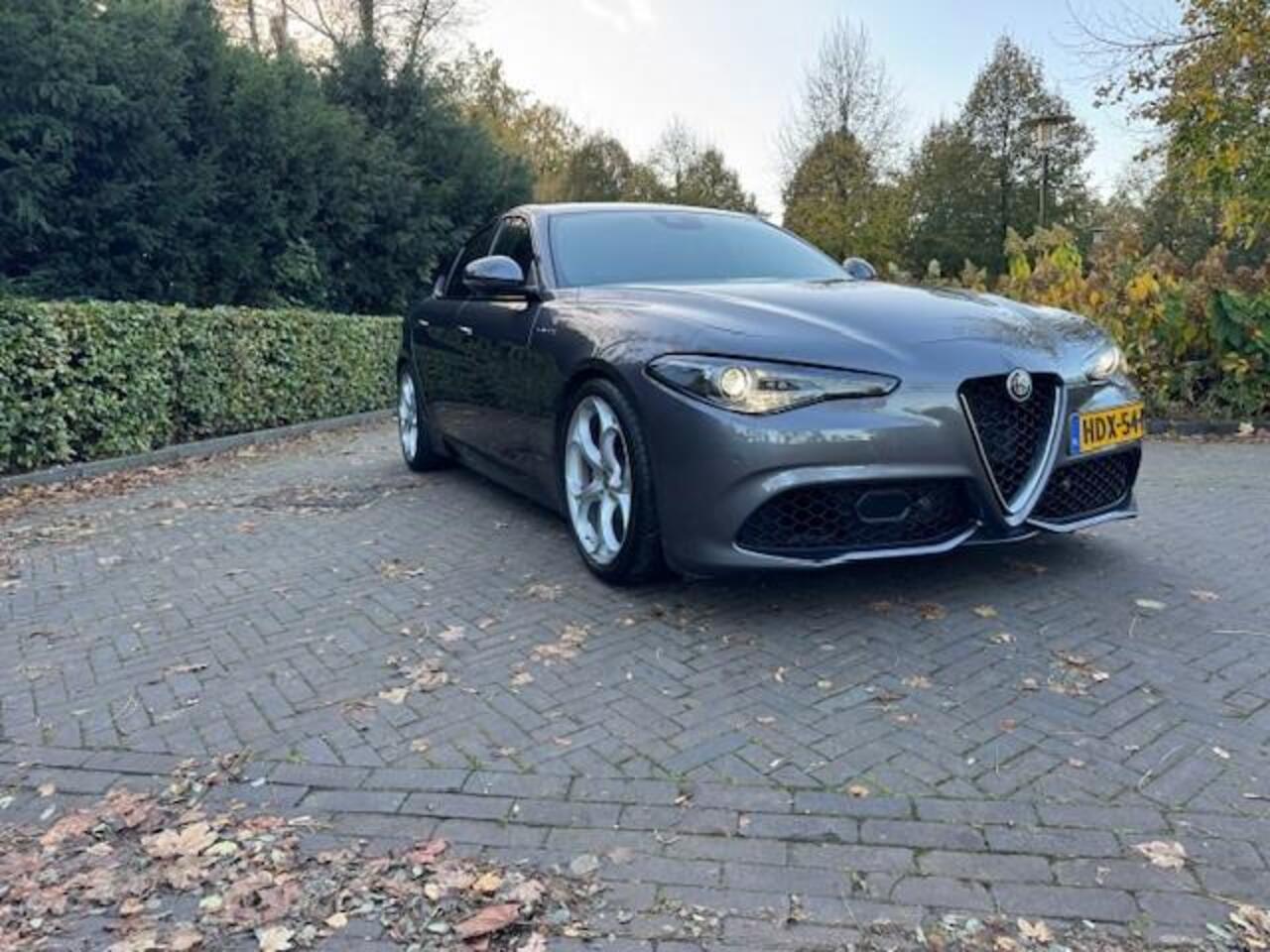 Alfa Romeo GIULIA 2.0T AWD Q4 VELOCE/ACRUISE/NAV/XENON/LED