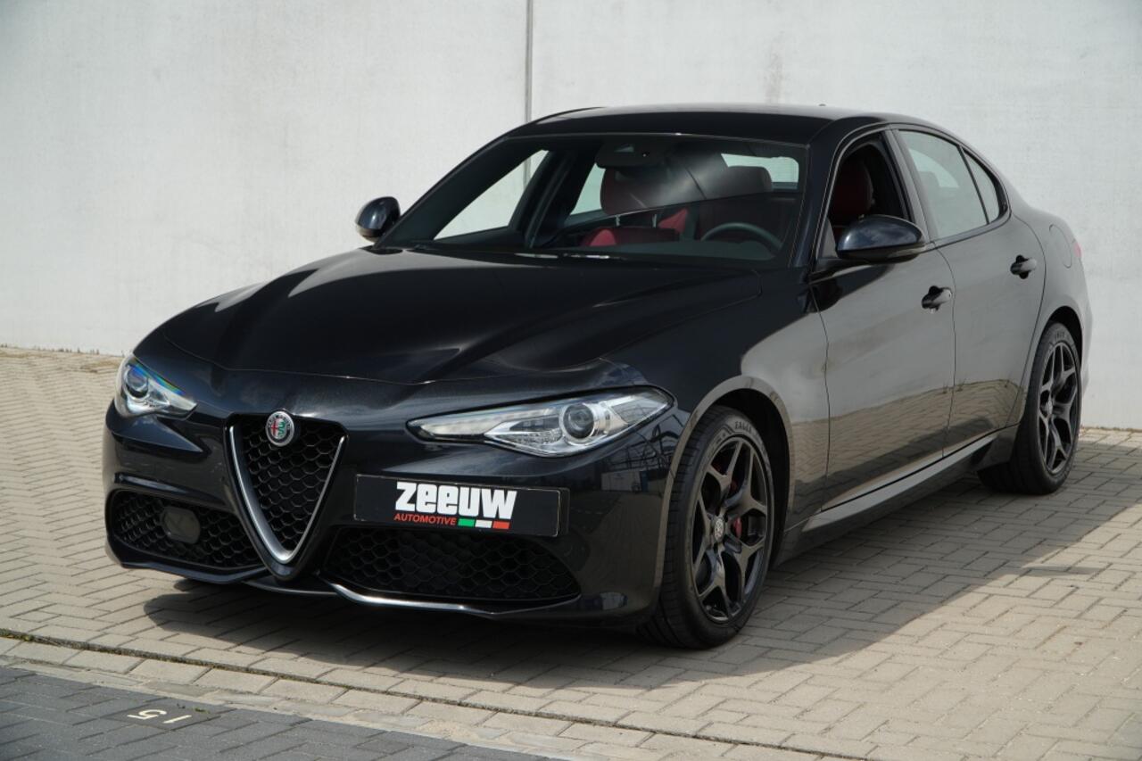 Alfa Romeo GIULIA 2.0 Turbo 280 PK Super | Veloce | Carplay | Raggazon | Xenon | 1