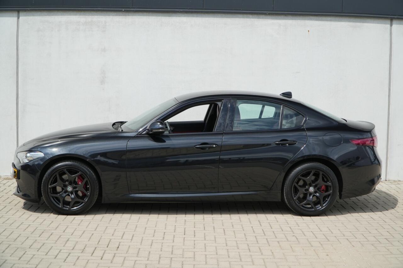 Alfa Romeo GIULIA 2.0 Turbo 280 PK Super | Veloce | Carplay | Raggazon | Xenon | 1