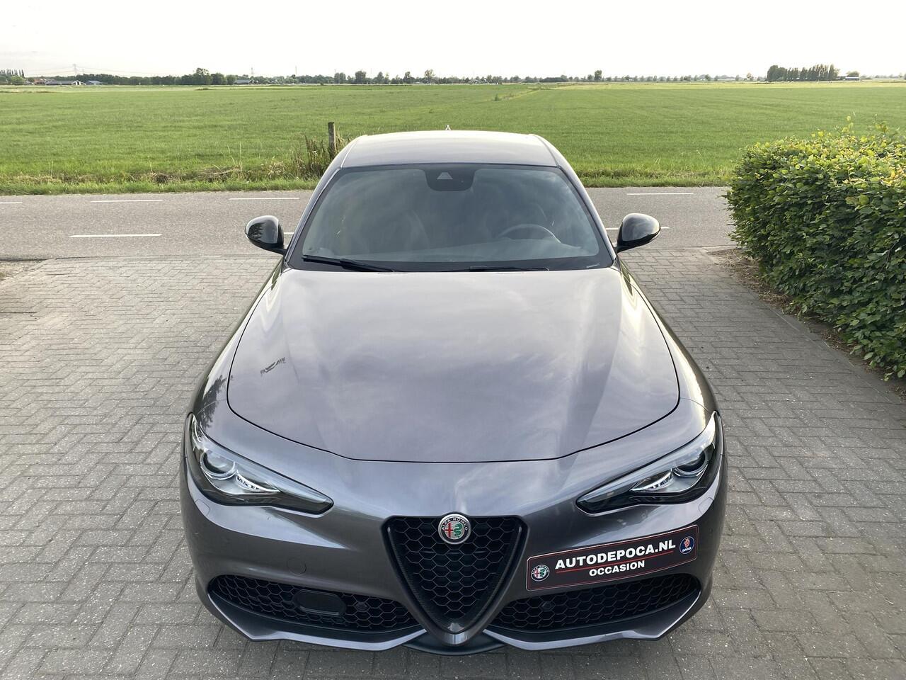 Alfa Romeo GIULIA 2.0 T Veloce Ti AWD QV interieur Harman Kardon Adaptief onderstel LSD