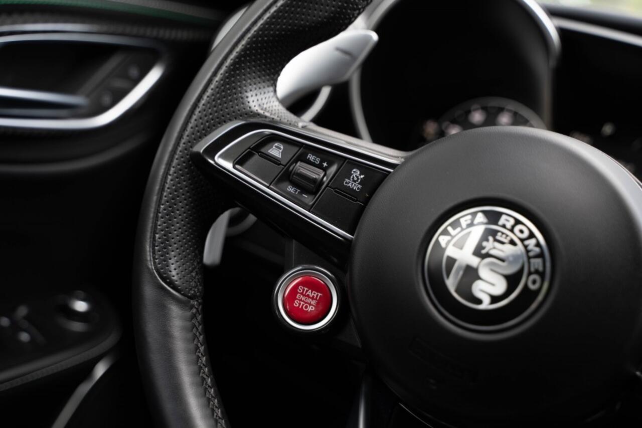 Alfa Romeo GIULIA 2.9 V6 Quadrifoglio My21 Verde Montreal