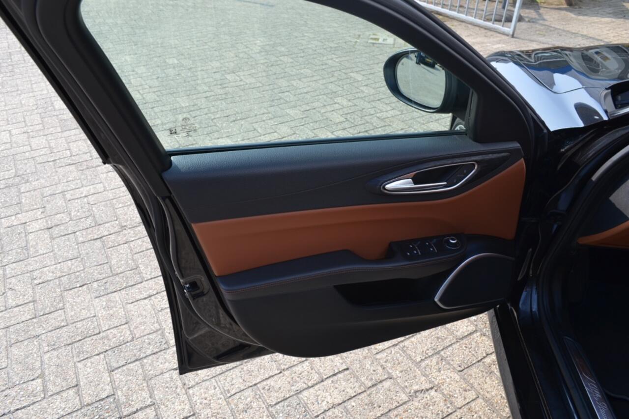 Alfa Romeo GIULIA 2.0T Super BTW auto