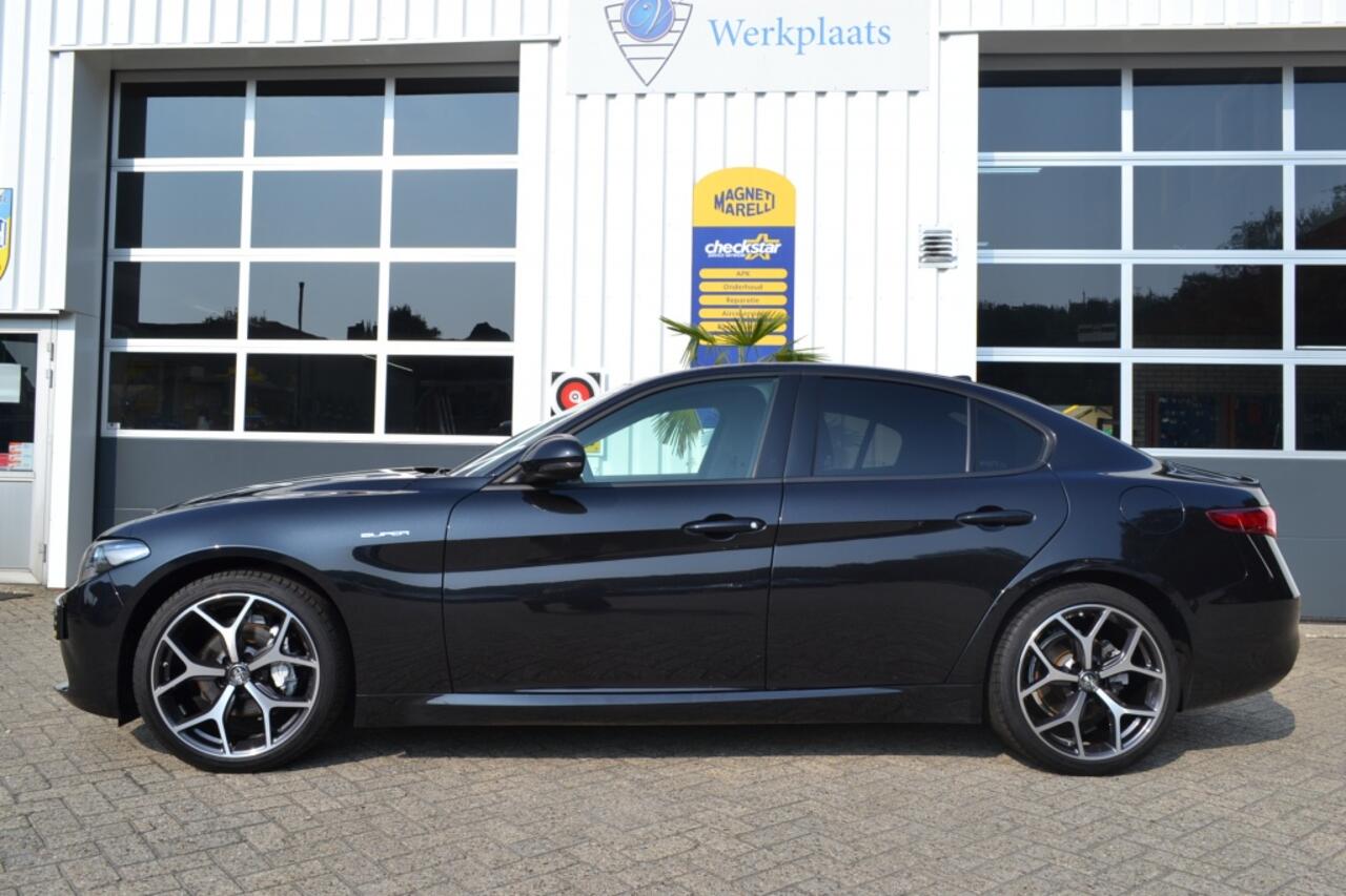 Alfa Romeo GIULIA 2.0T Super BTW auto