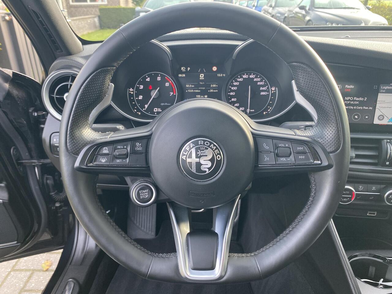Alfa Romeo GIULIA 2.0 T Veloce AWD 38.988 KM Absoluut in nieuwstaat!!