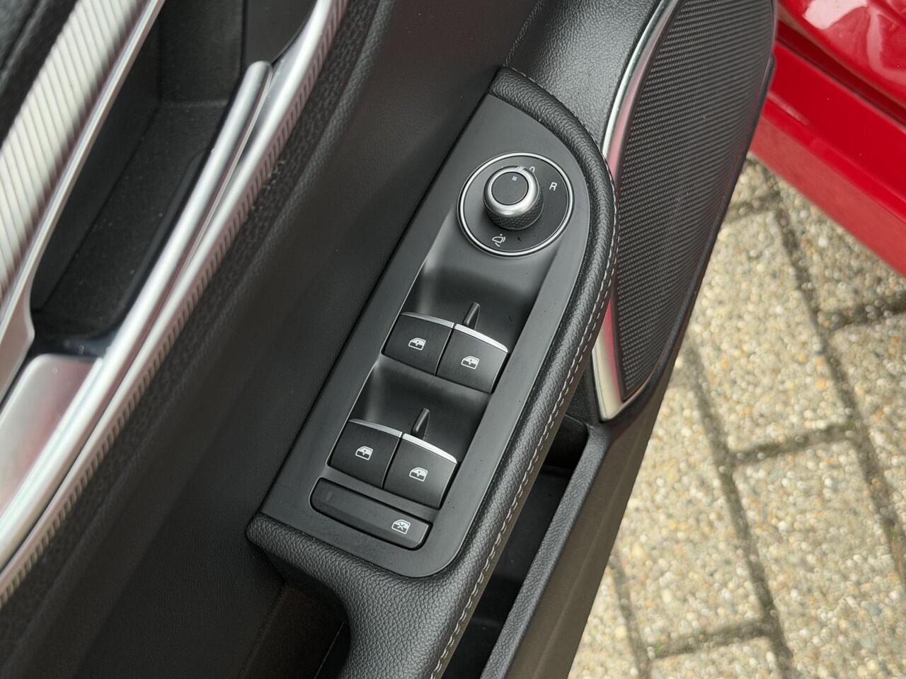 Alfa Romeo GIULIA 2.0T Sprint | NL-Auto van 1e eigenaar