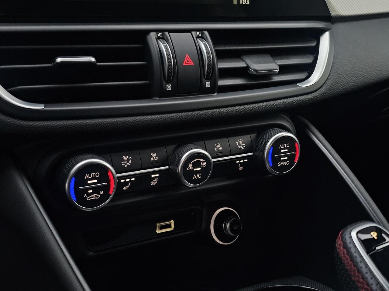 Alfa Romeo GIULIA 2.0 T GME AWD Competizione / CARPLAY / ADAPT. SCHOKBREKER /