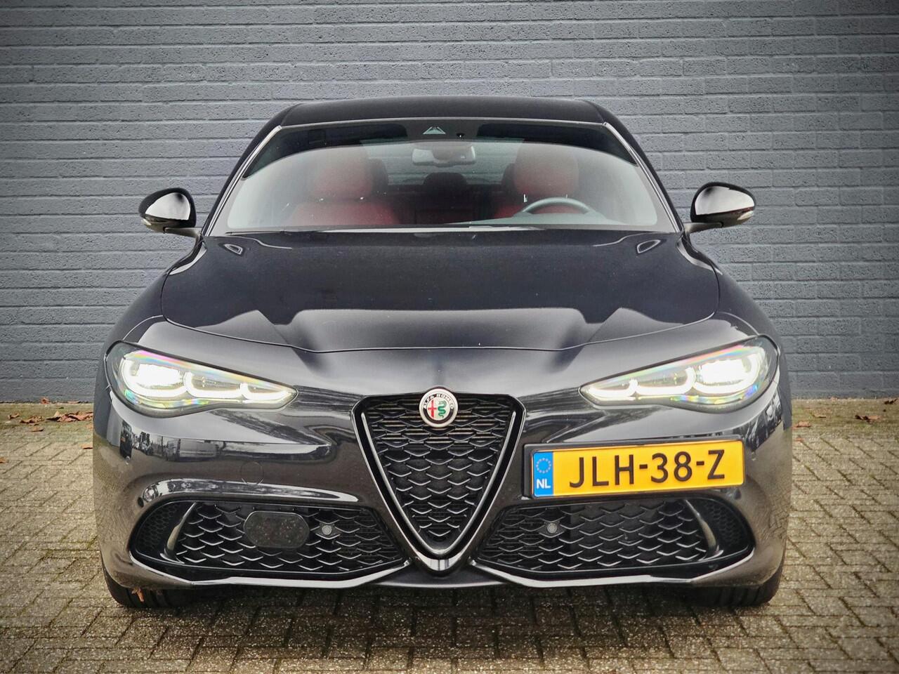 Alfa Romeo GIULIA 2.0 T 280PK Q4 Veloce 4WD / ROOD LEDER / ADAS 2