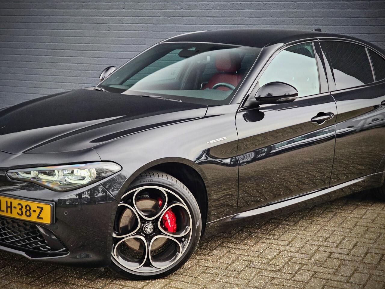 Alfa Romeo GIULIA 2.0 T 280PK Q4 Veloce 4WD / ROOD LEDER / ADAS 2