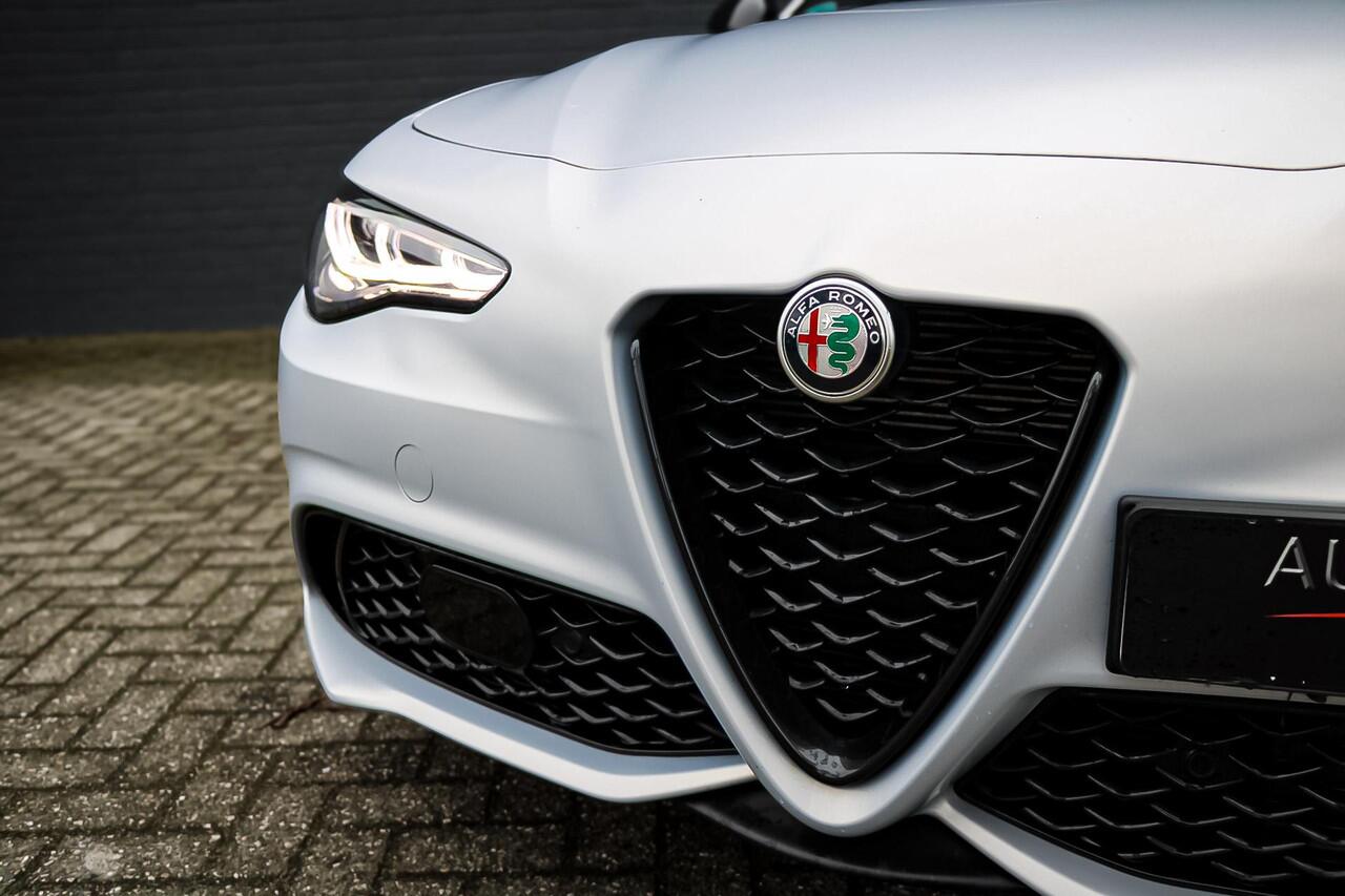 Alfa Romeo GIULIA 2.0 Competizione Q4 / H&K / CARPLAY / ADAPT. SCHOKBREK.