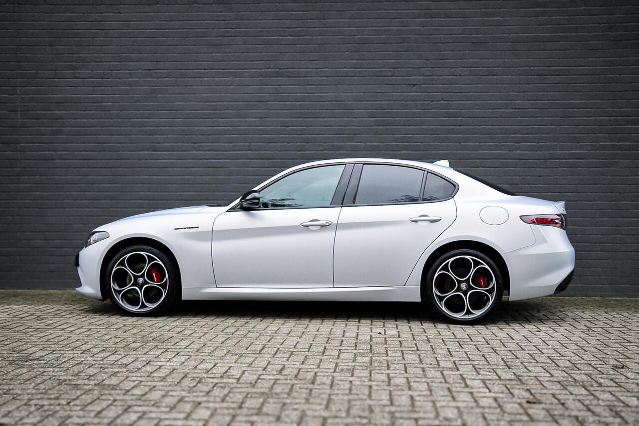 Alfa Romeo GIULIA 2.0 Competizione Q4 / H&K / CARPLAY / ADAPT. SCHOKBREK.