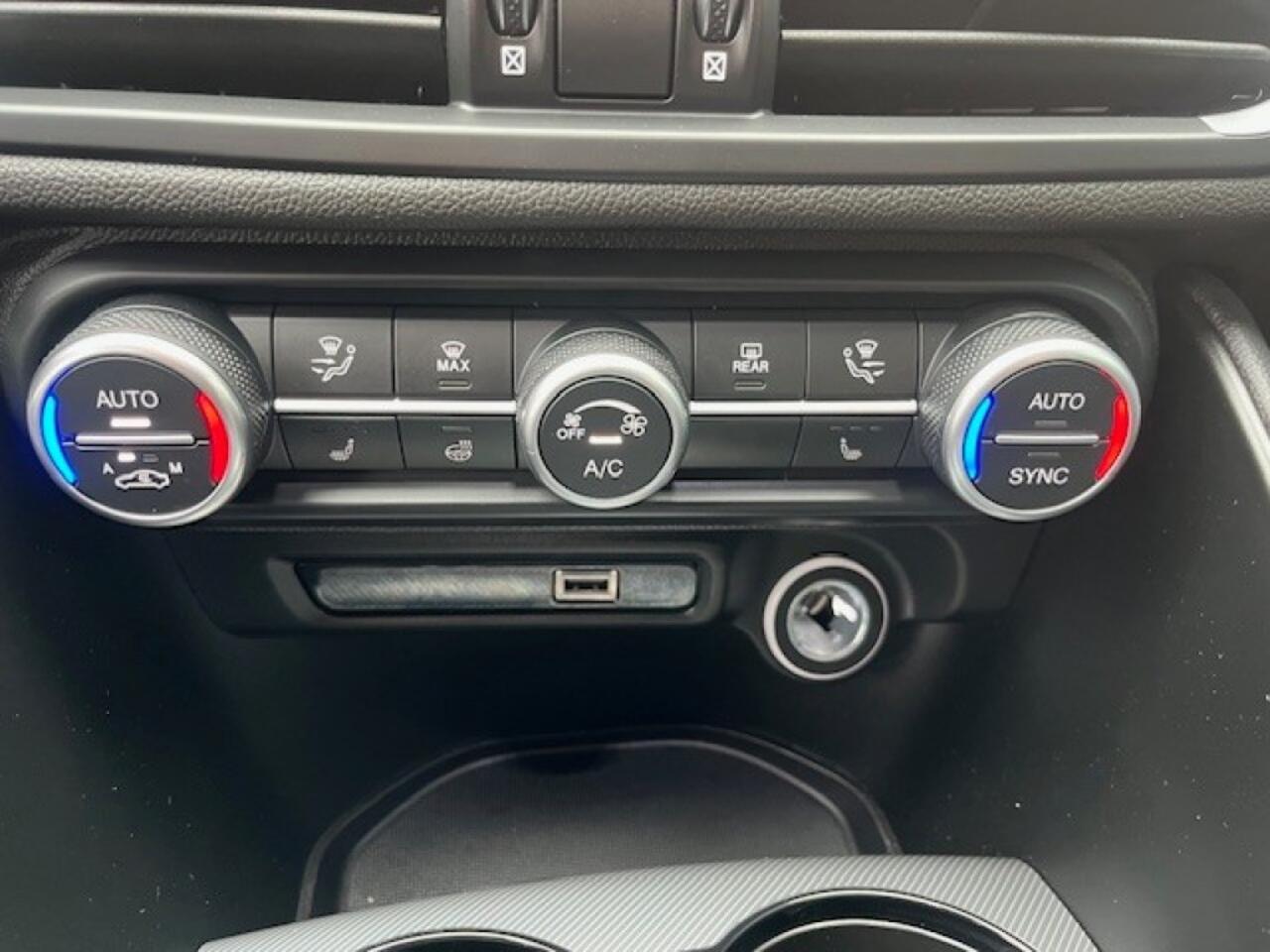 Alfa Romeo GIULIA 2.0T AWD Veloce 280 PK FACELIFT