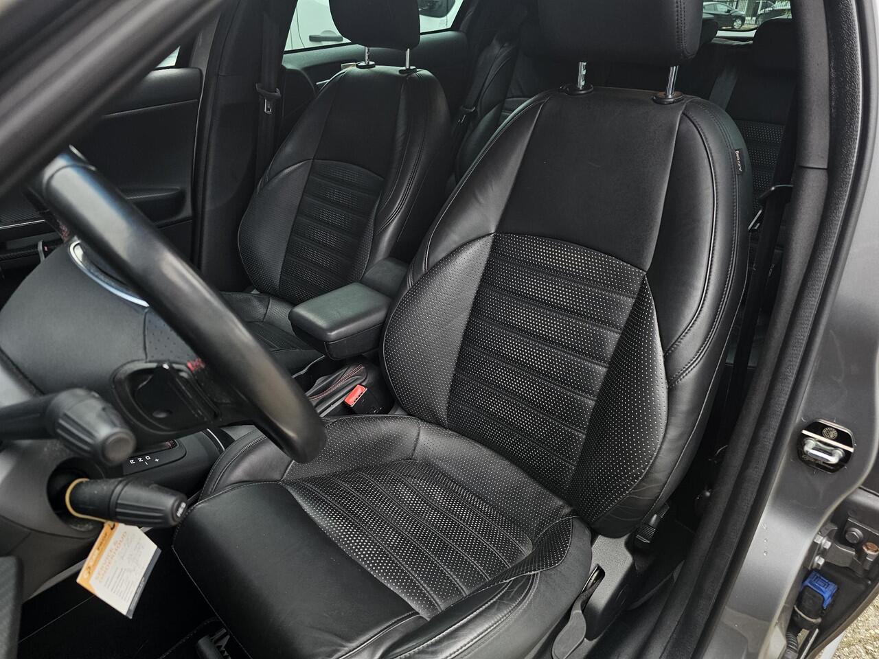 Alfa Romeo GIULIETTA 1.4 Turbo MultiAir Super / TREKHAAK / PACK VELOCE