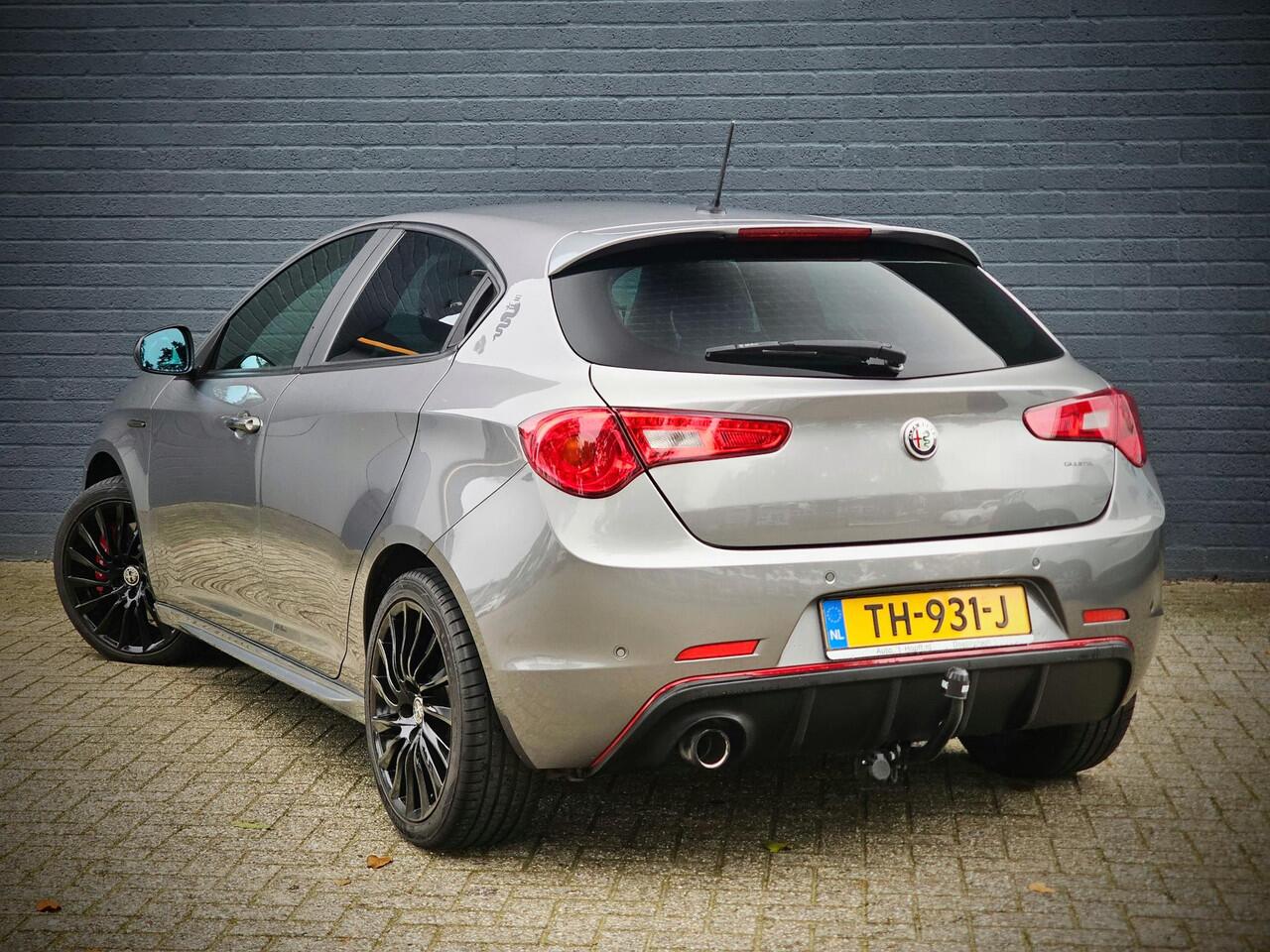 Alfa Romeo GIULIETTA 1.4 Turbo MultiAir Super / TREKHAAK / PACK VELOCE