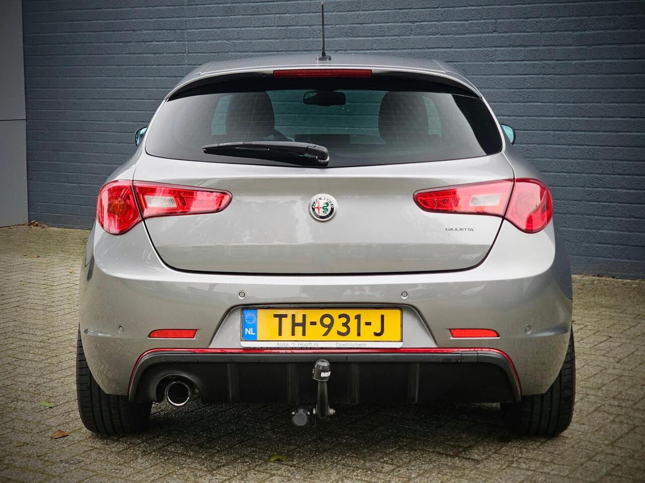 Alfa Romeo GIULIETTA 1.4 Turbo MultiAir Super / TREKHAAK / PACK VELOCE