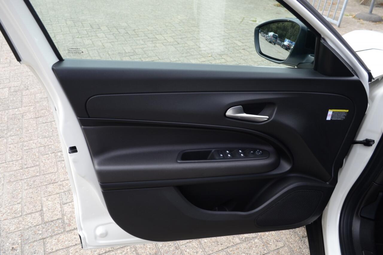 Alfa Romeo Junior Elet. Spec. 54 kWh