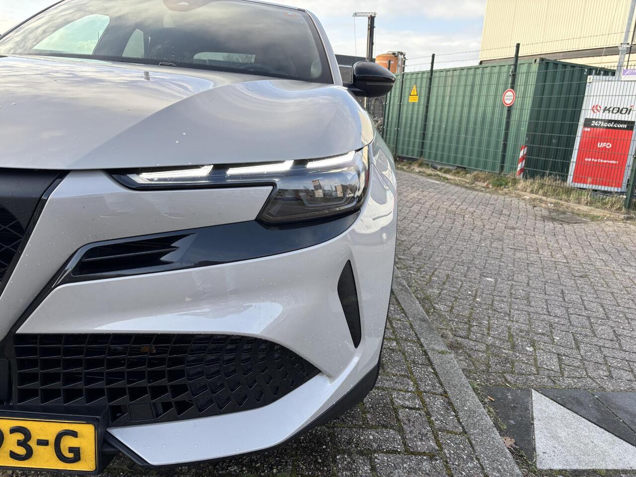 Alfa Romeo Junior 1.2 Turbo Hybrid Ibrida Speciale ALL-IN RIJKLAARPRIJS/Navi/Keyless/Camera/18"Velgen