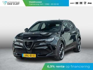 alfa-romeo-junior-elettrica-veloce-