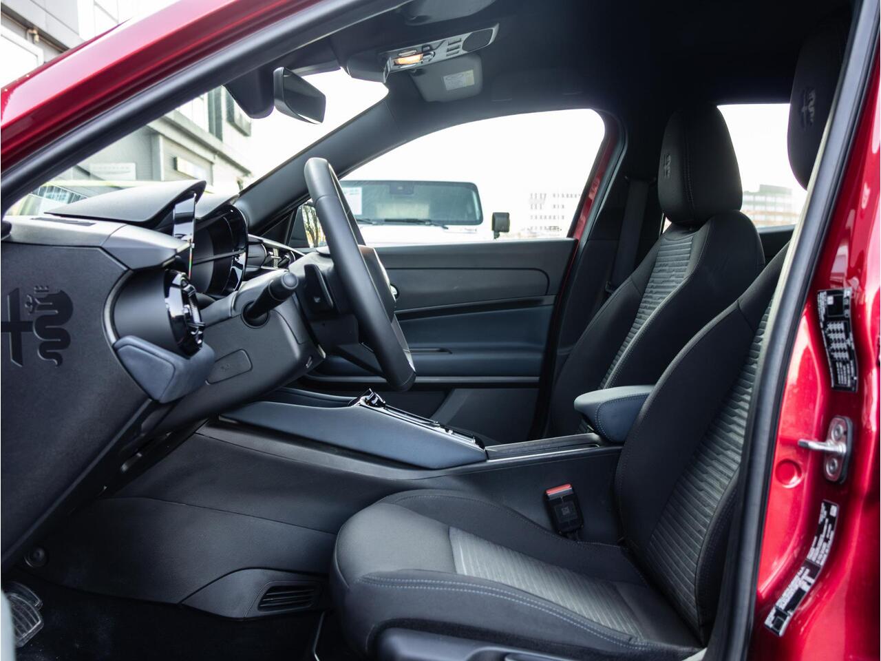 Alfa Romeo Junior 1.2 Turbo Hybrid Ibrida Speciale | ACC | LED |