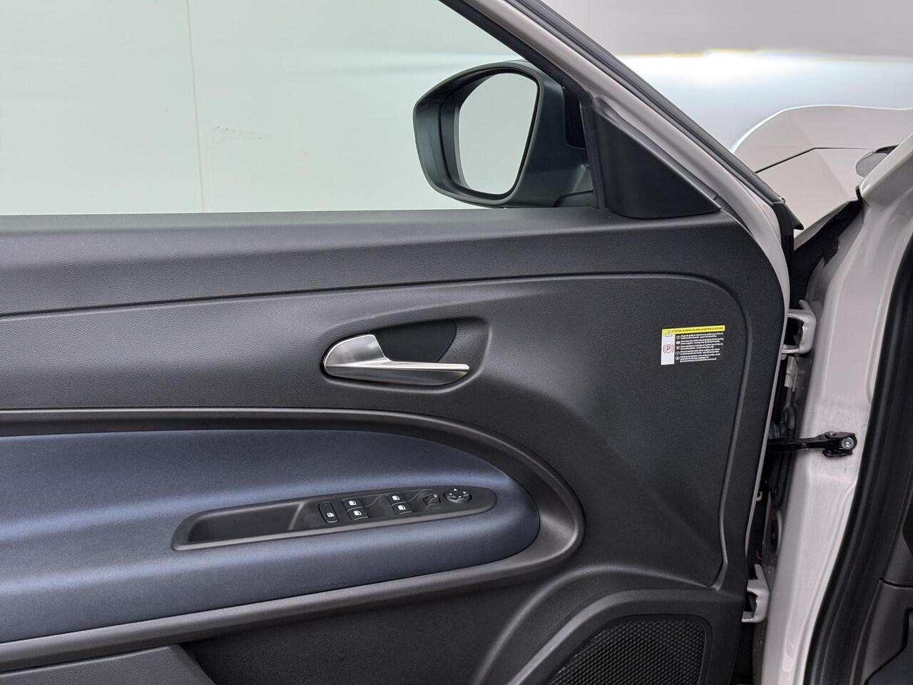 Alfa Romeo Junior Elettrica 54 kWh LMV | Apple CarPlay |