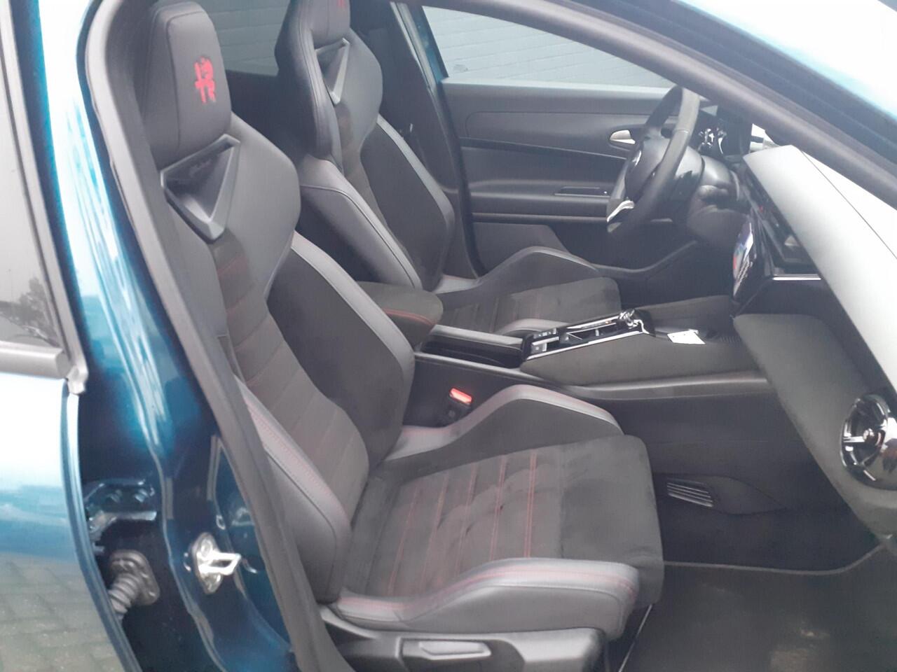Alfa Romeo Junior 1.2 Turbo 145pk Hybrid Ibrida Speciale PANO / SABELT STOELEN / LEDER-ALCANTARA