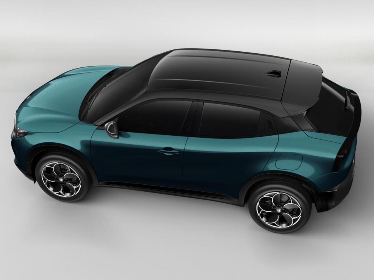 Alfa Romeo Junior 1.2 Turbo Hybrid Ibrida Q4 Ti | Pack Tech | 18" Petali | Navigli Blue