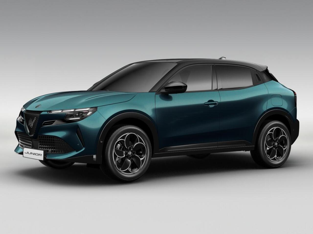 Alfa Romeo Junior 1.2 Turbo Hybrid Ibrida Q4 Ti | Pack Tech | 18" Petali | Navigli Blue