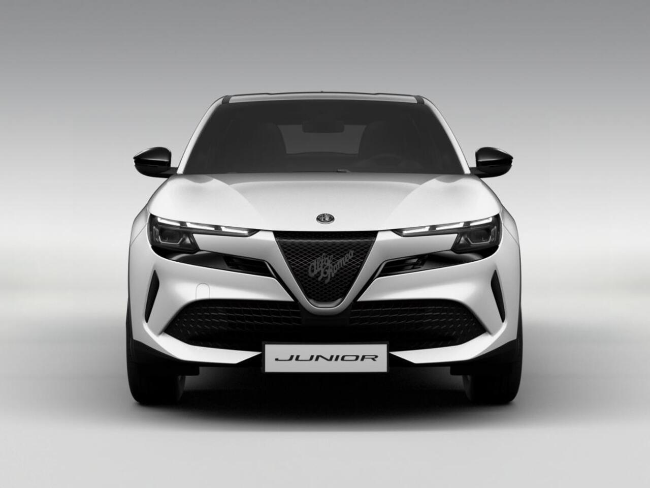Alfa Romeo Junior Elettrica 54 kWh | Sempione White