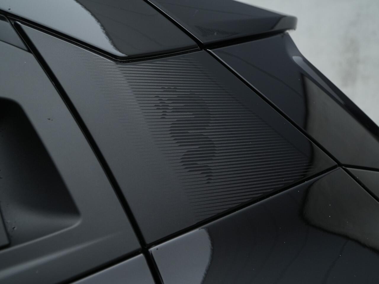 Alfa Romeo Junior Elettrica Speciale 54 kWh | Pano | Techno | 18"