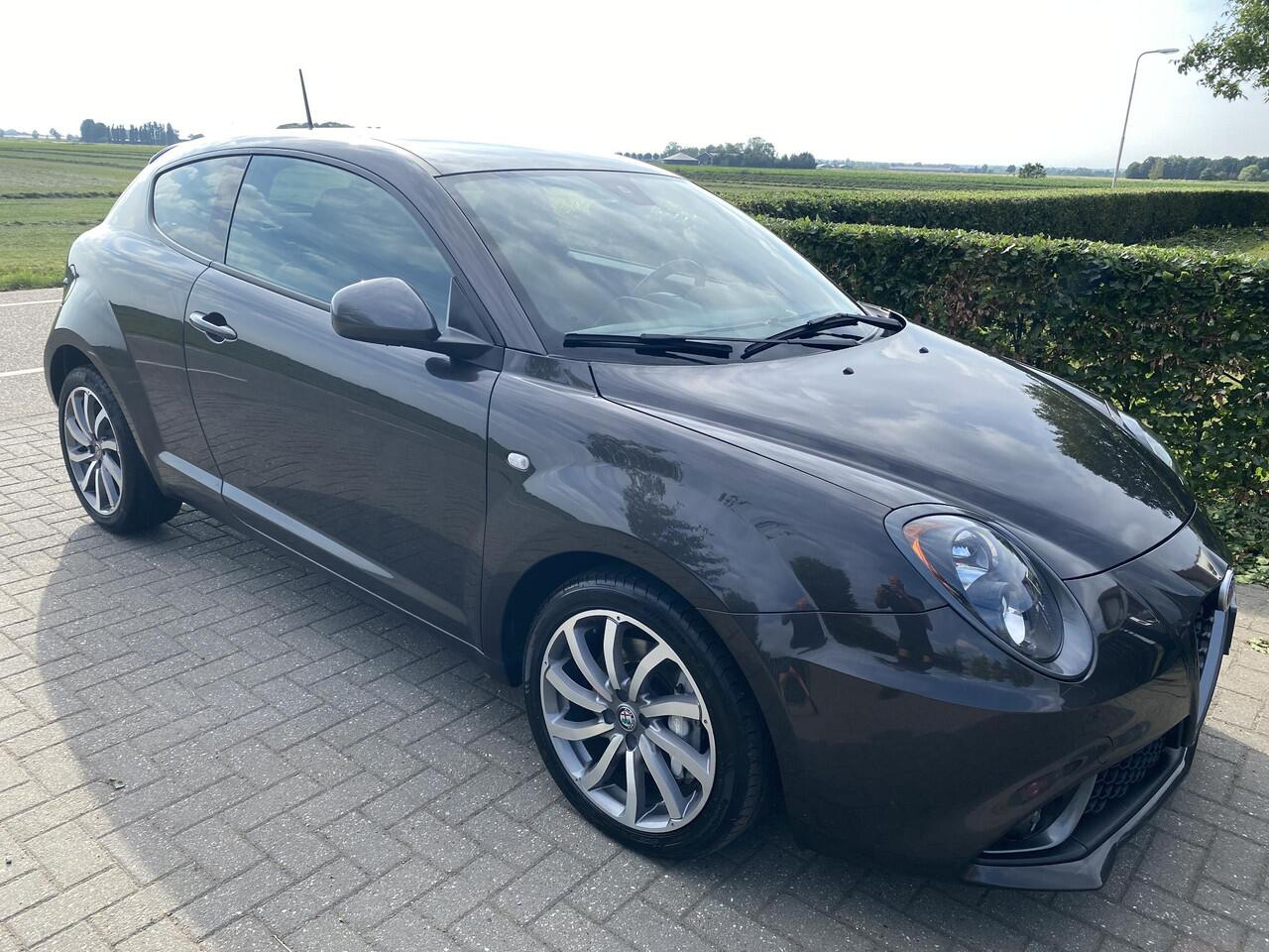 Alfa Romeo MITO 1.4 T MultiAir Super Stoelverwarming A/C Cruise control 17 inch