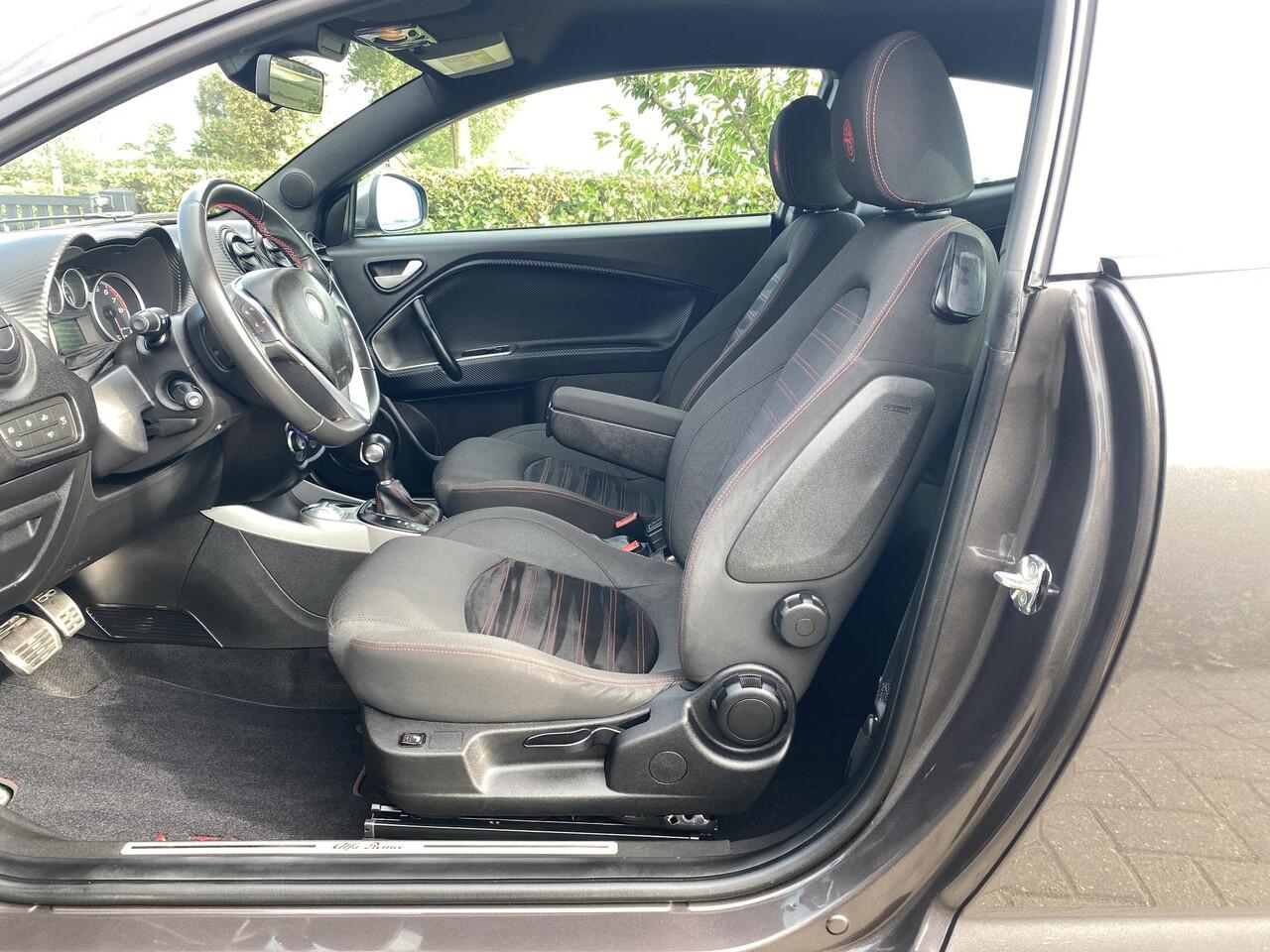 Alfa Romeo MITO 1.4 T MultiAir Super Stoelverwarming A/C Cruise control 17 inch