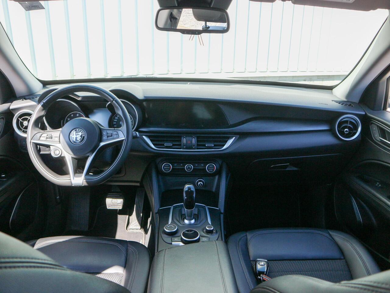 Alfa Romeo Stelvio 2.0 T AWD Camera | Rondom PDC