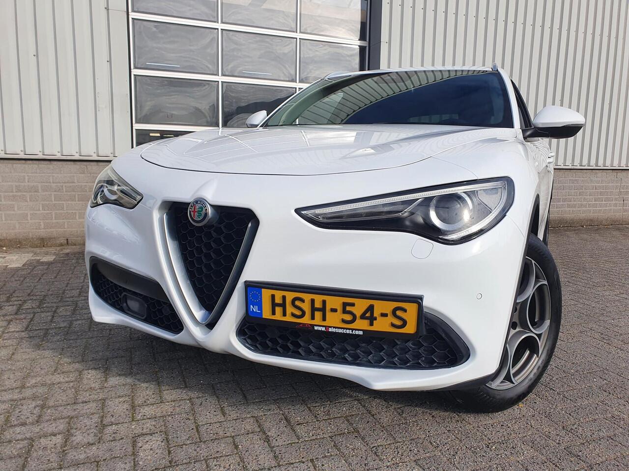 Alfa Romeo Stelvio 2.0 T AWD Camera | Rondom PDC