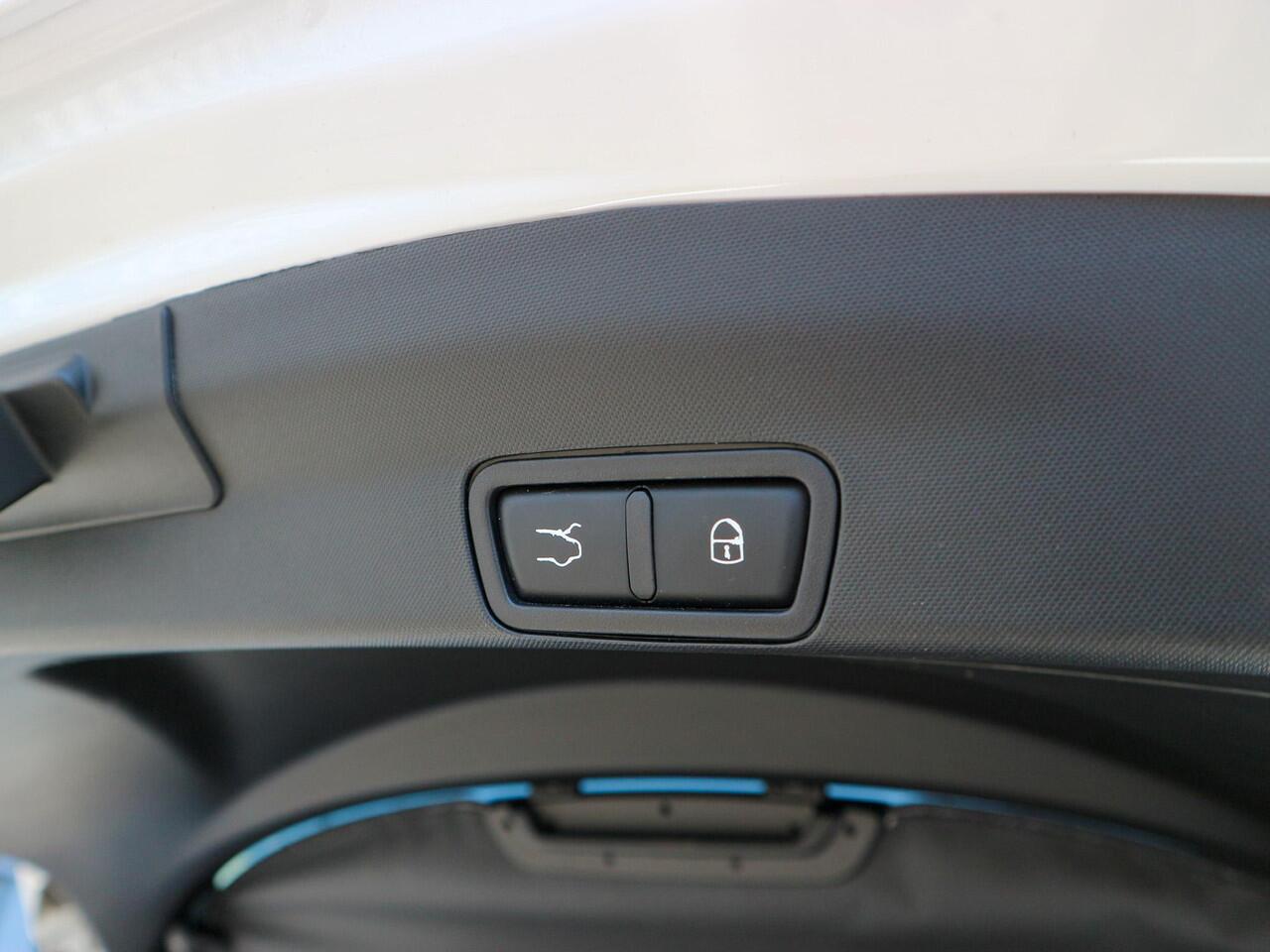 Alfa Romeo Stelvio 2.0 T AWD Camera | Rondom PDC