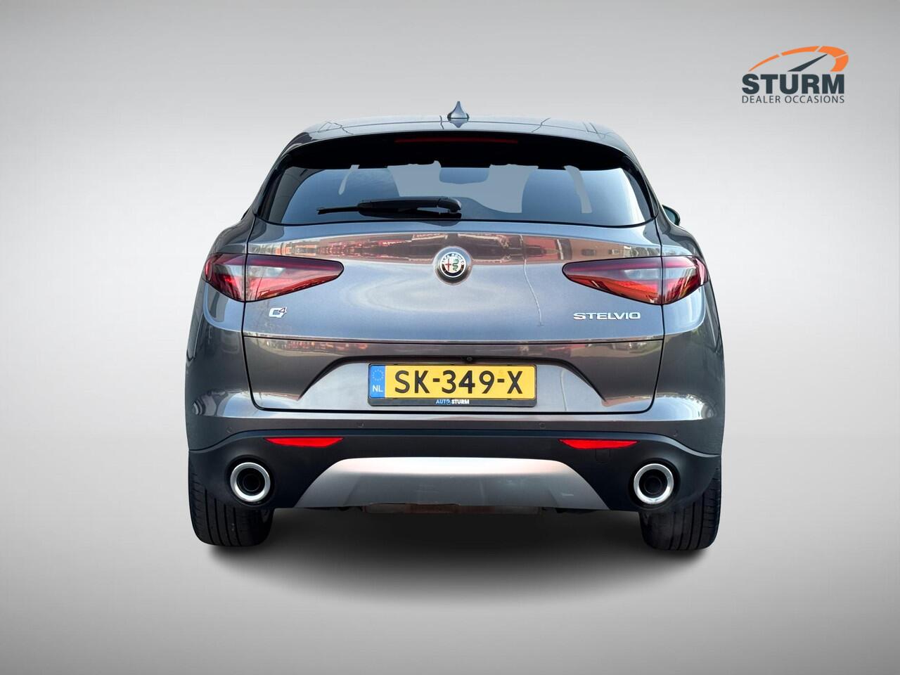 Alfa Romeo Stelvio 2.0 T AWD Super Veloce Interieur NL-Auto + Afneembare Trekhaak!