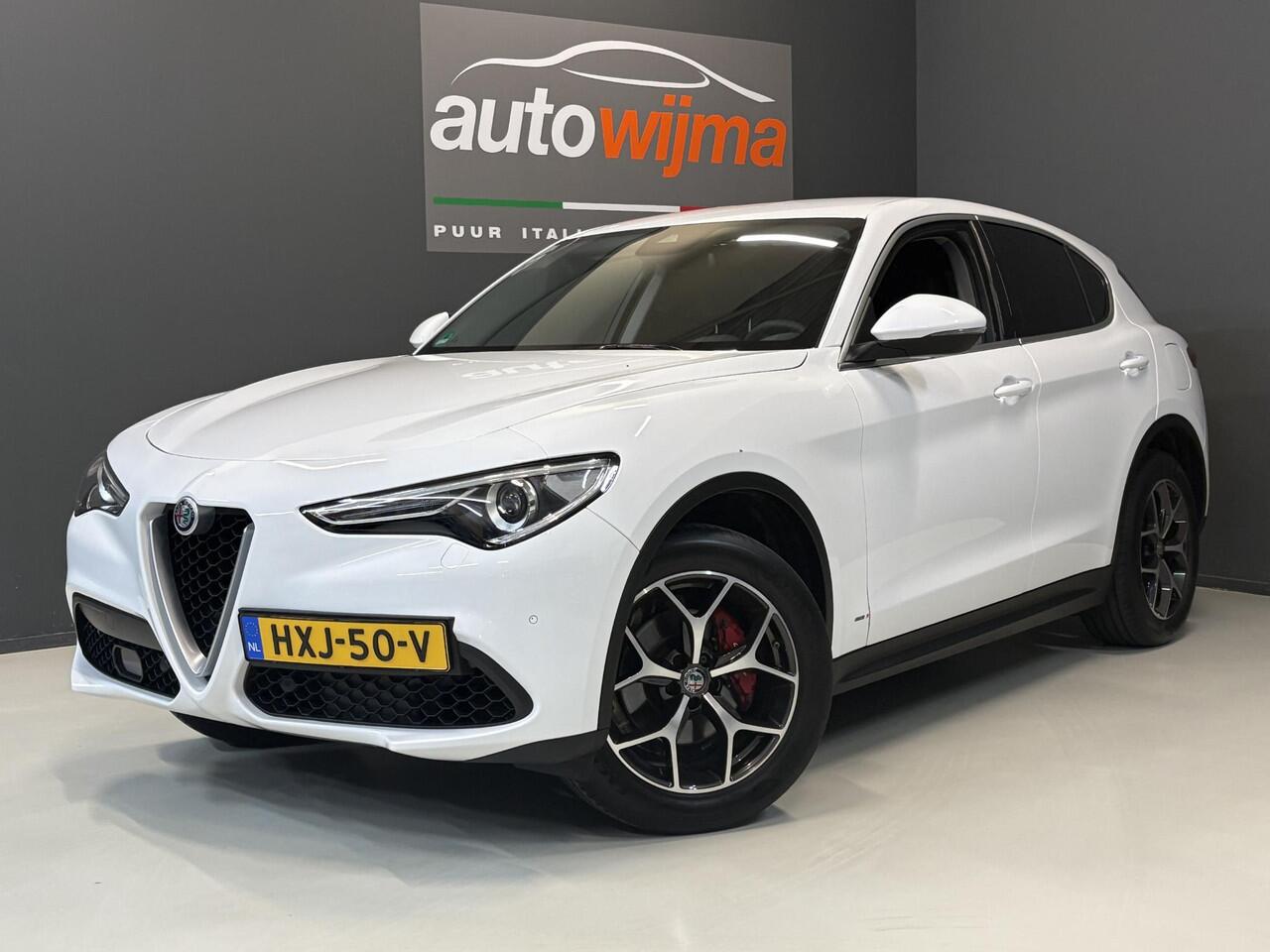 Alfa Romeo Stelvio 2.0 Turbo 280pk AWD Super Q4 Apple carplay, stuurschakeling, performance pack, Afneembare trekhaak