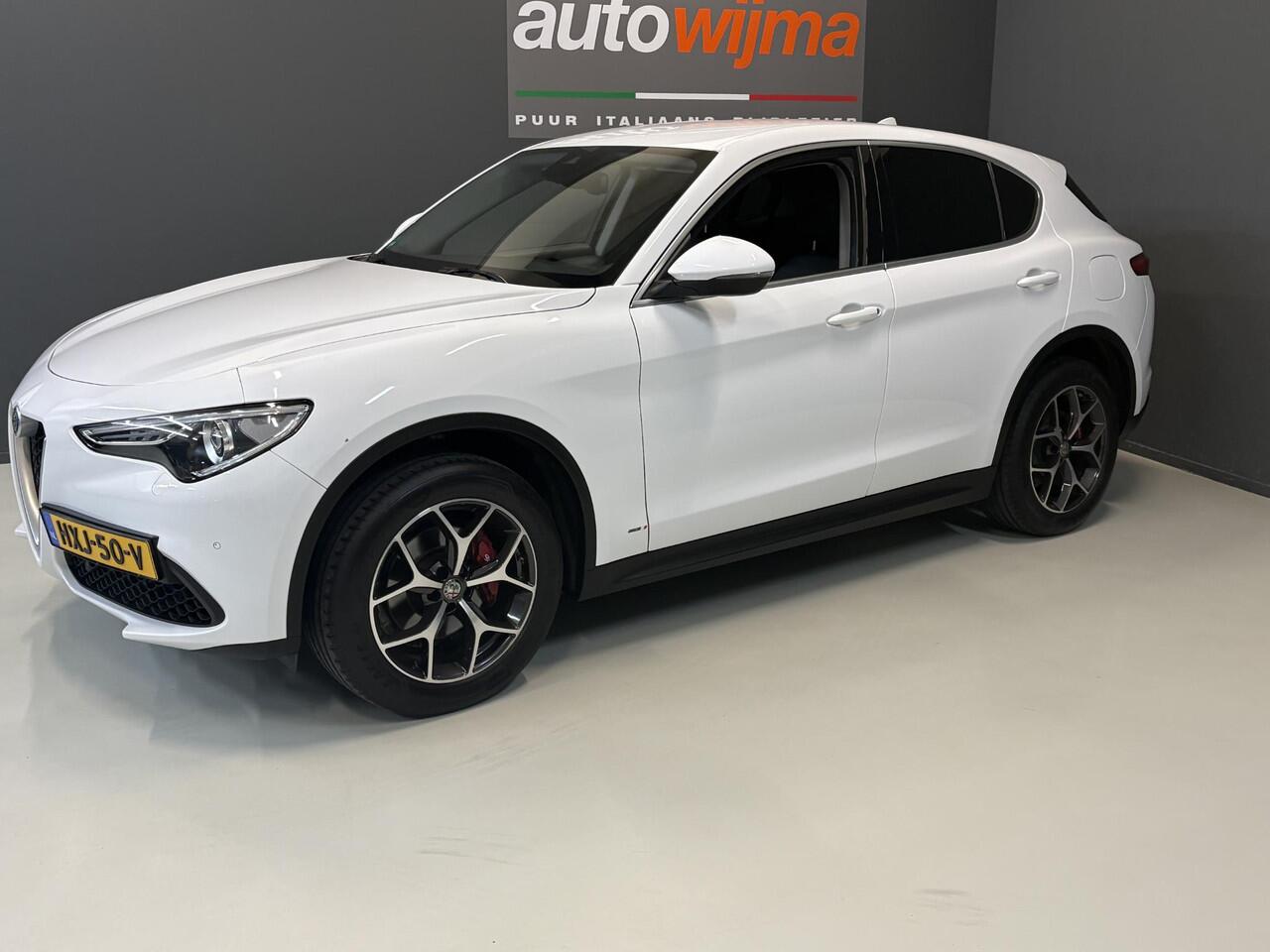 Alfa Romeo Stelvio 2.0 Turbo 280pk AWD Super Q4 Apple carplay, stuurschakeling, performance pack, Afneembare trekhaak