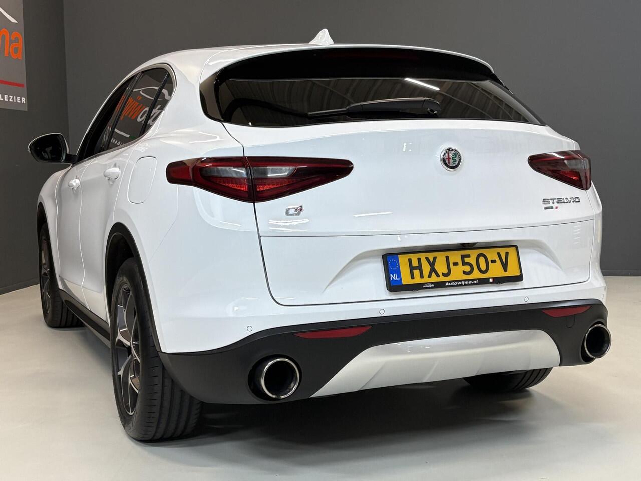 Alfa Romeo Stelvio 2.0 Turbo 280pk AWD Super Q4 Apple carplay, stuurschakeling, performance pack, Afneembare trekhaak