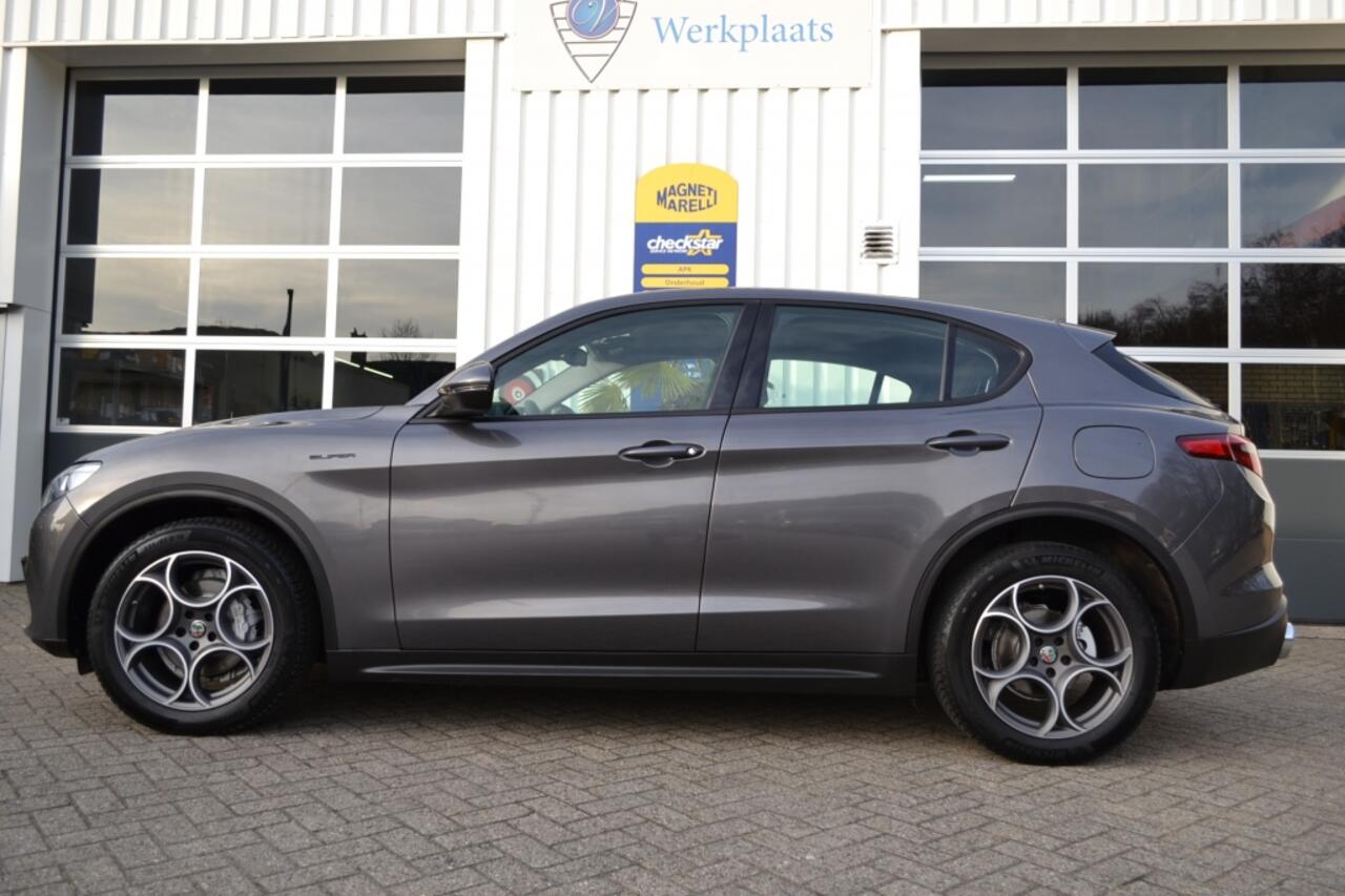 Alfa Romeo Stelvio 2.2d Super